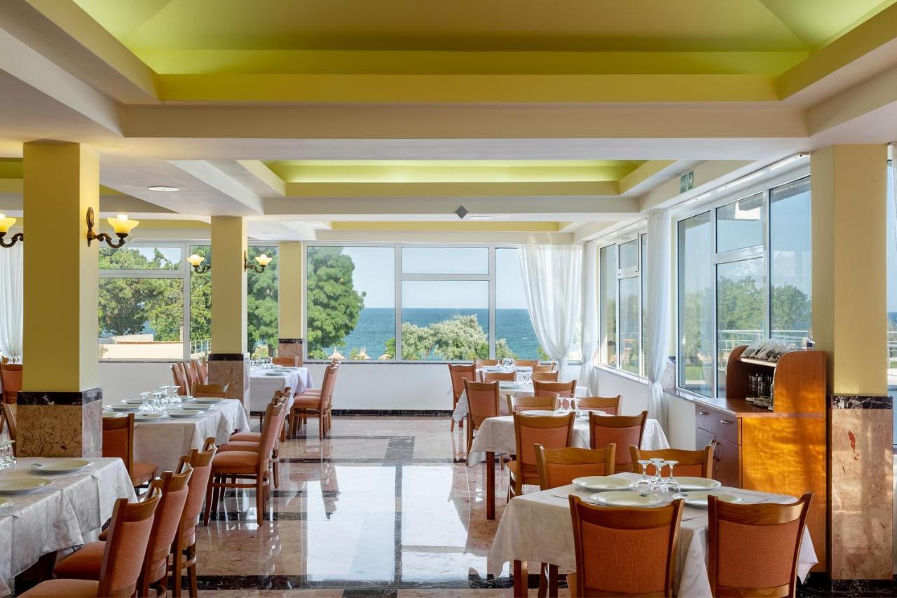 Hotel Cleopatra Saturn Luaran gambar