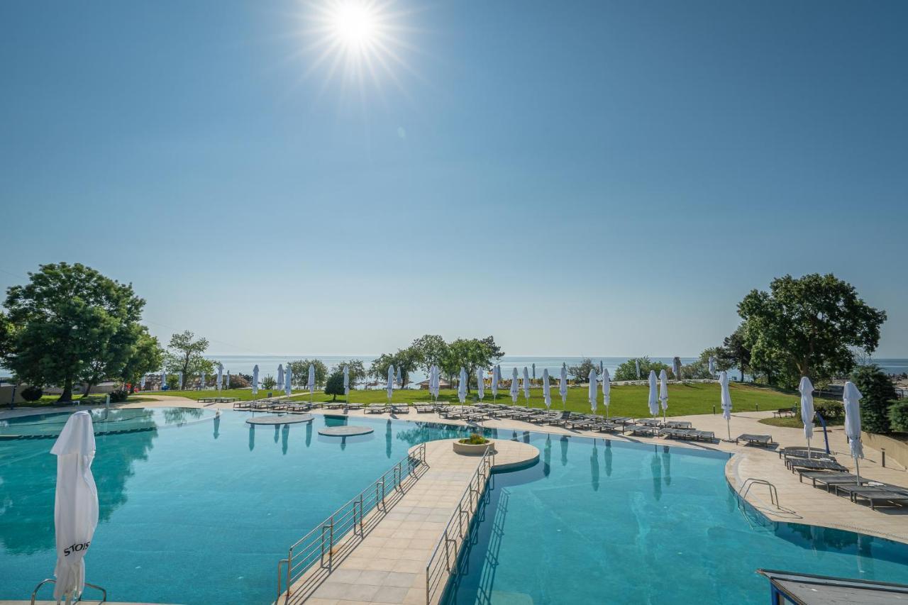 Hotel Cleopatra Saturn Luaran gambar