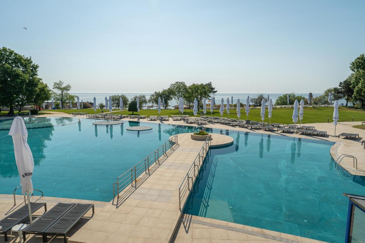 Hotel Cleopatra Saturn Luaran gambar
