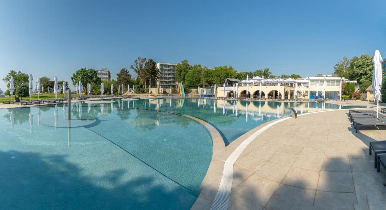 Hotel Cleopatra Saturn Luaran gambar